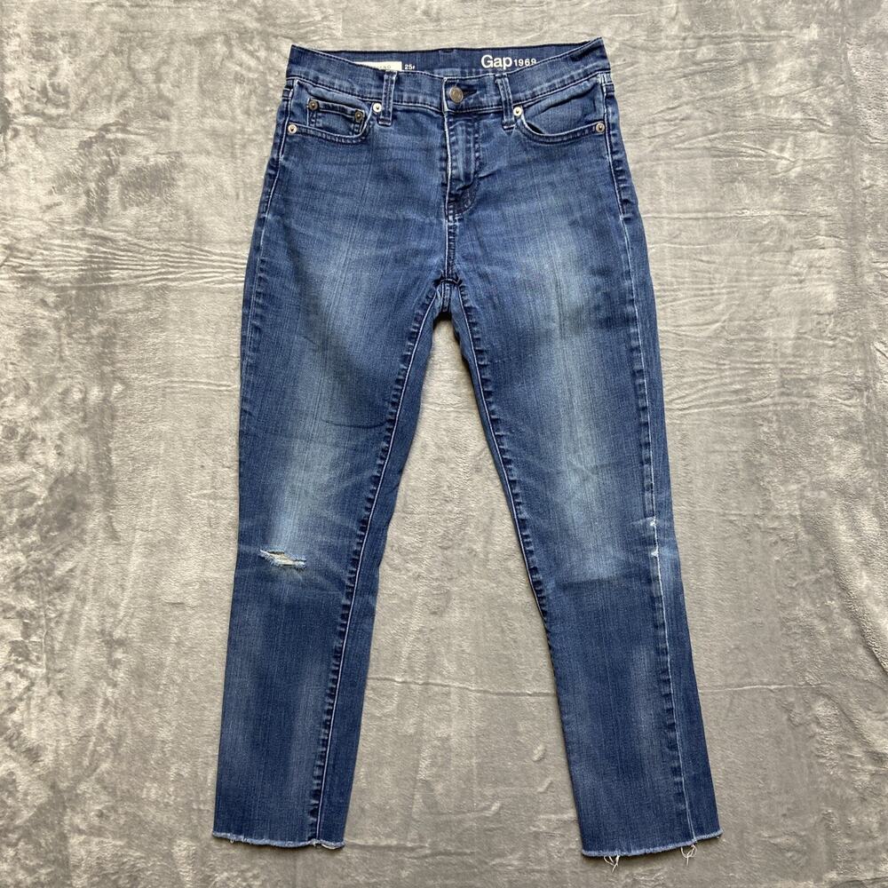 Gap Girlfriend Cutoff Jeans Womenโs Sizeโ 25 Blue Denim